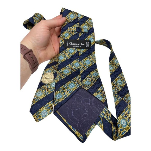 Vintage Christian Dior Blue Floral  with Gold Tonal Accents Silk Neck Tie - Picture 4 of 5